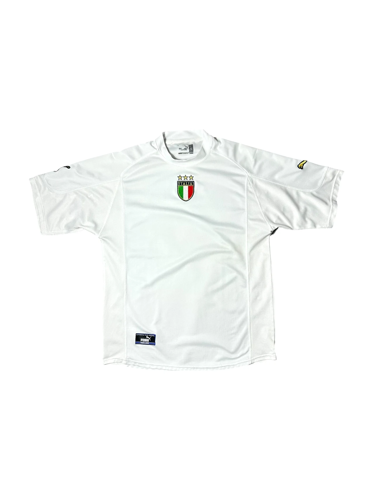 Italy 2004 Away