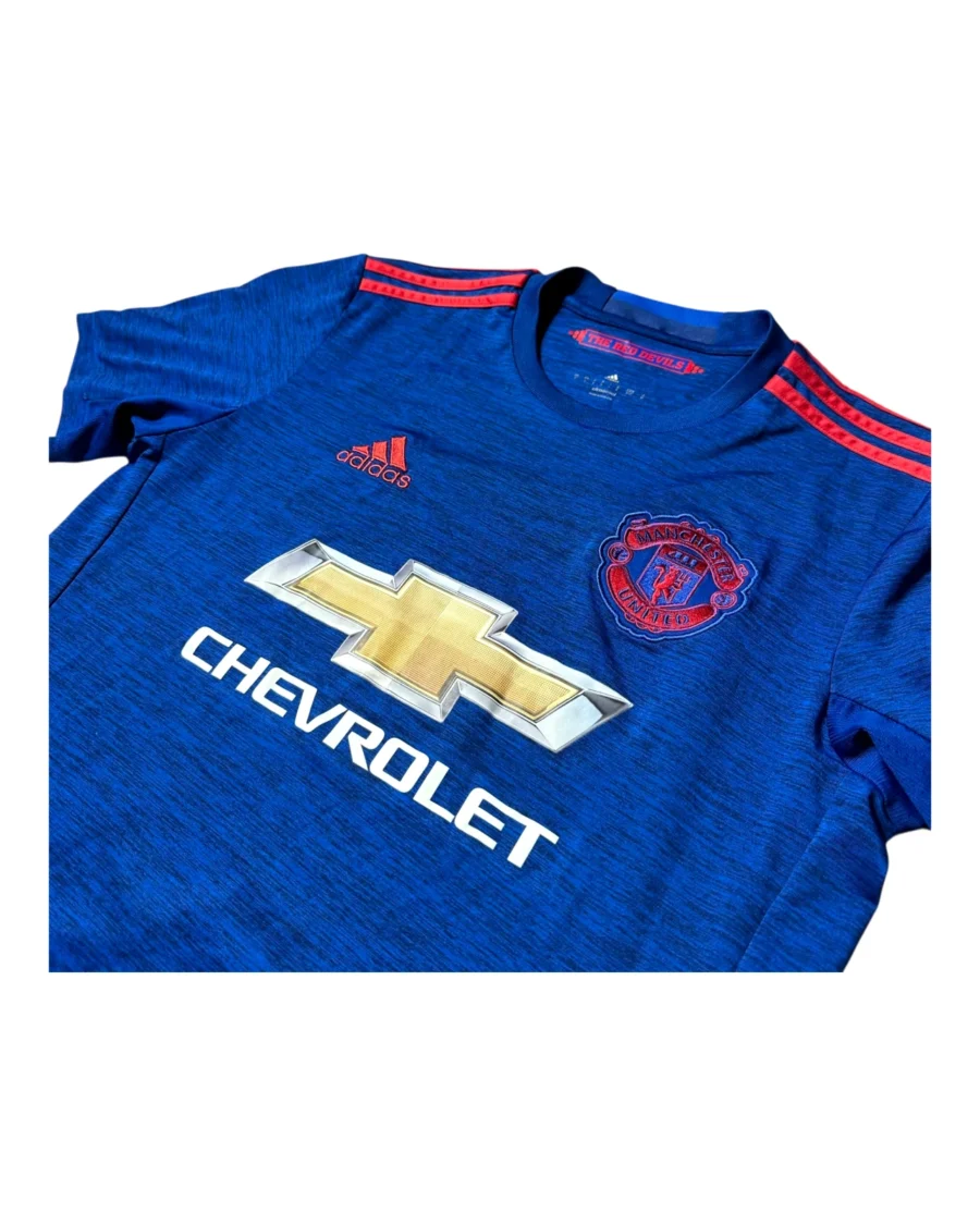 Manchester Utd. 16/17 Away