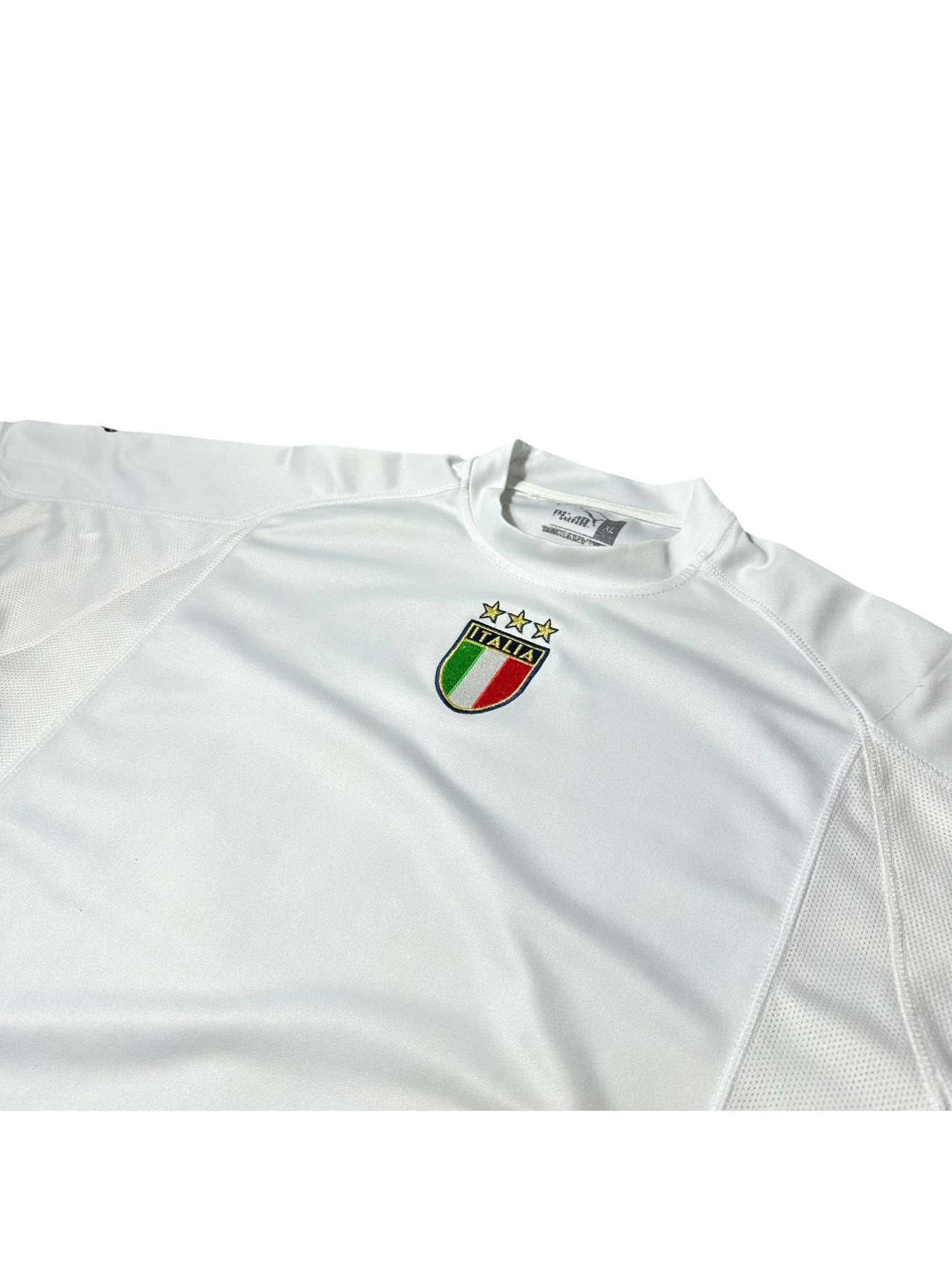 Italy 2004 Away