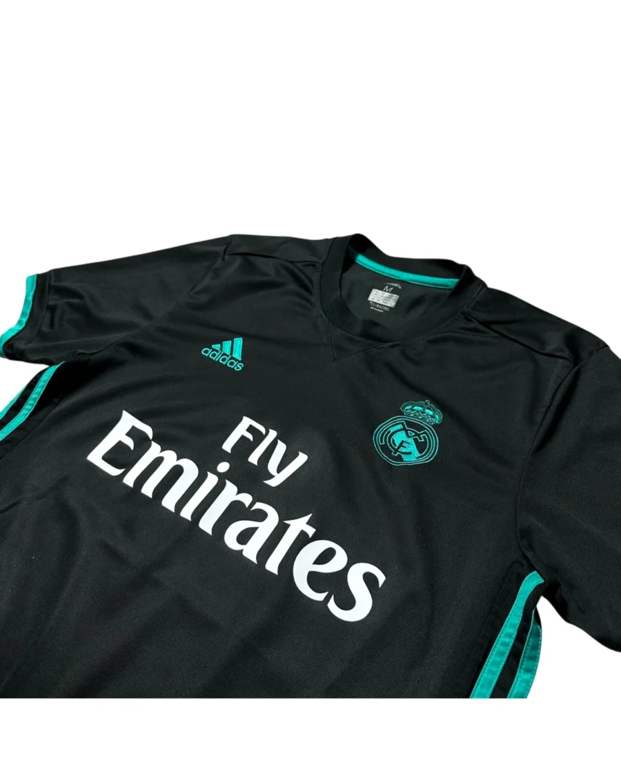 Real Madrid 17/18 Away