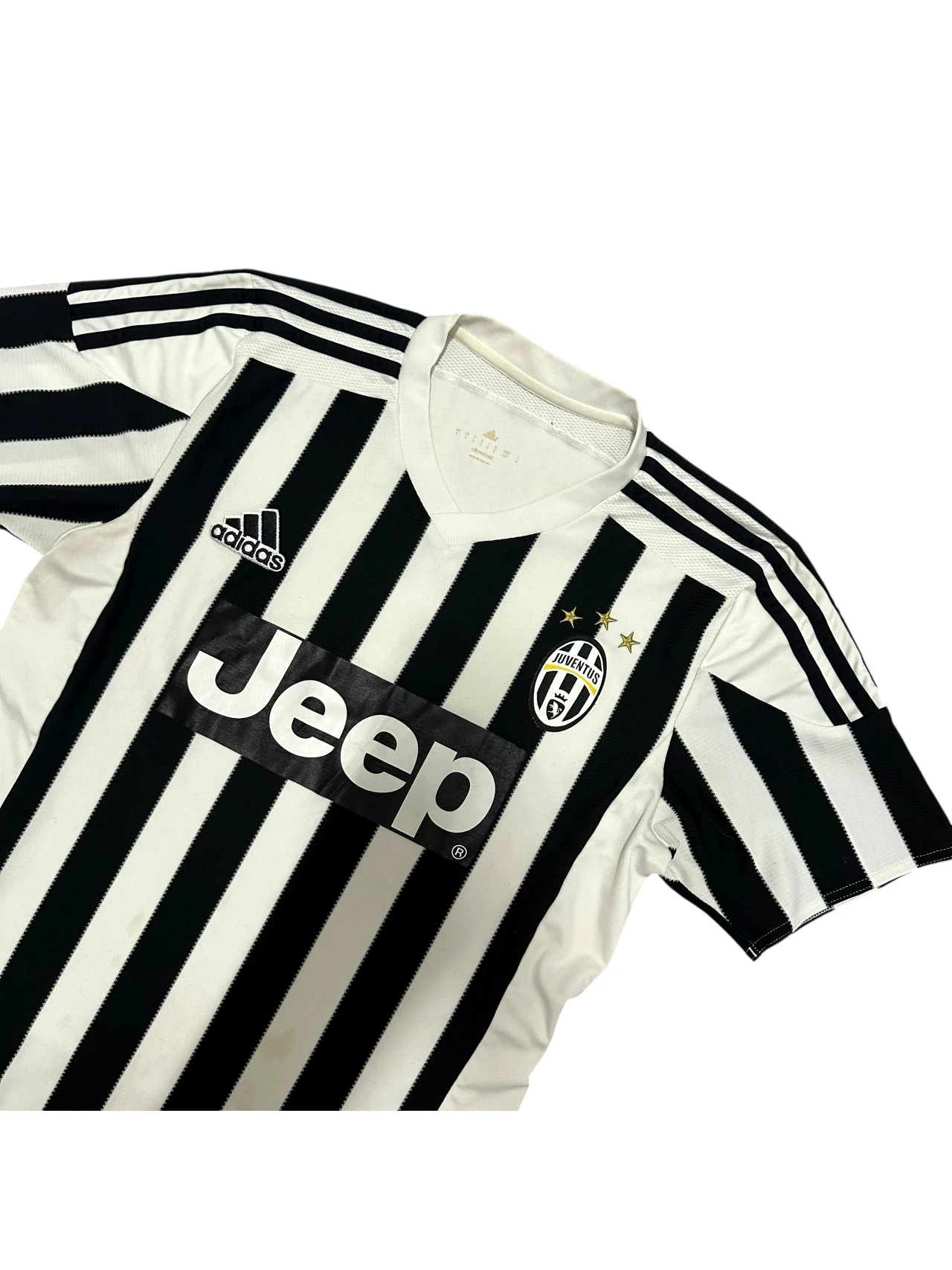 Juventus 15/16 Home