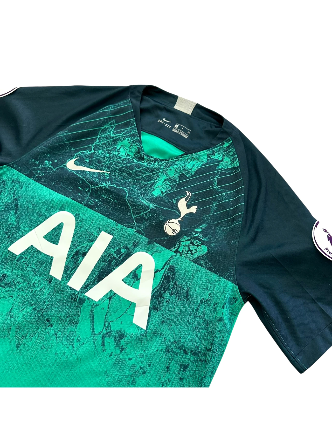 Tottenham 18/19 Third Kane