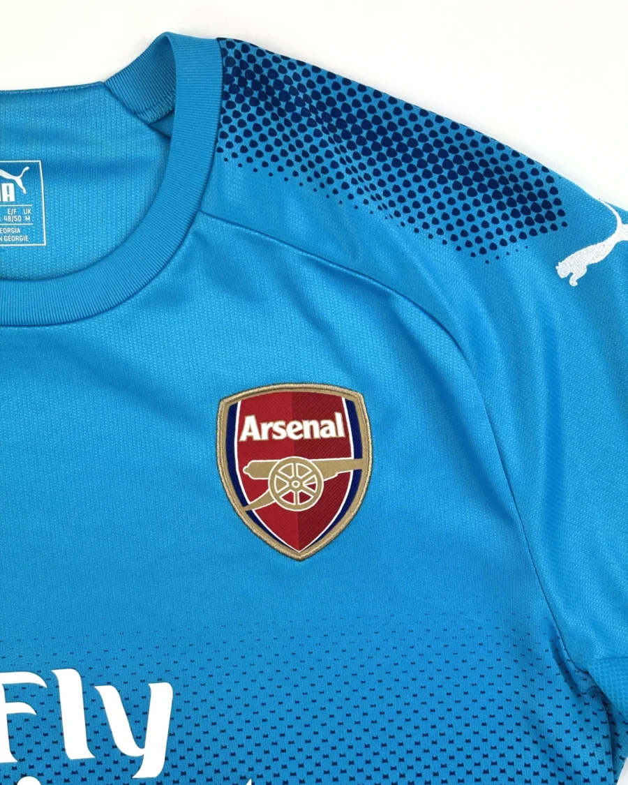 Arsenal 17/18 Away