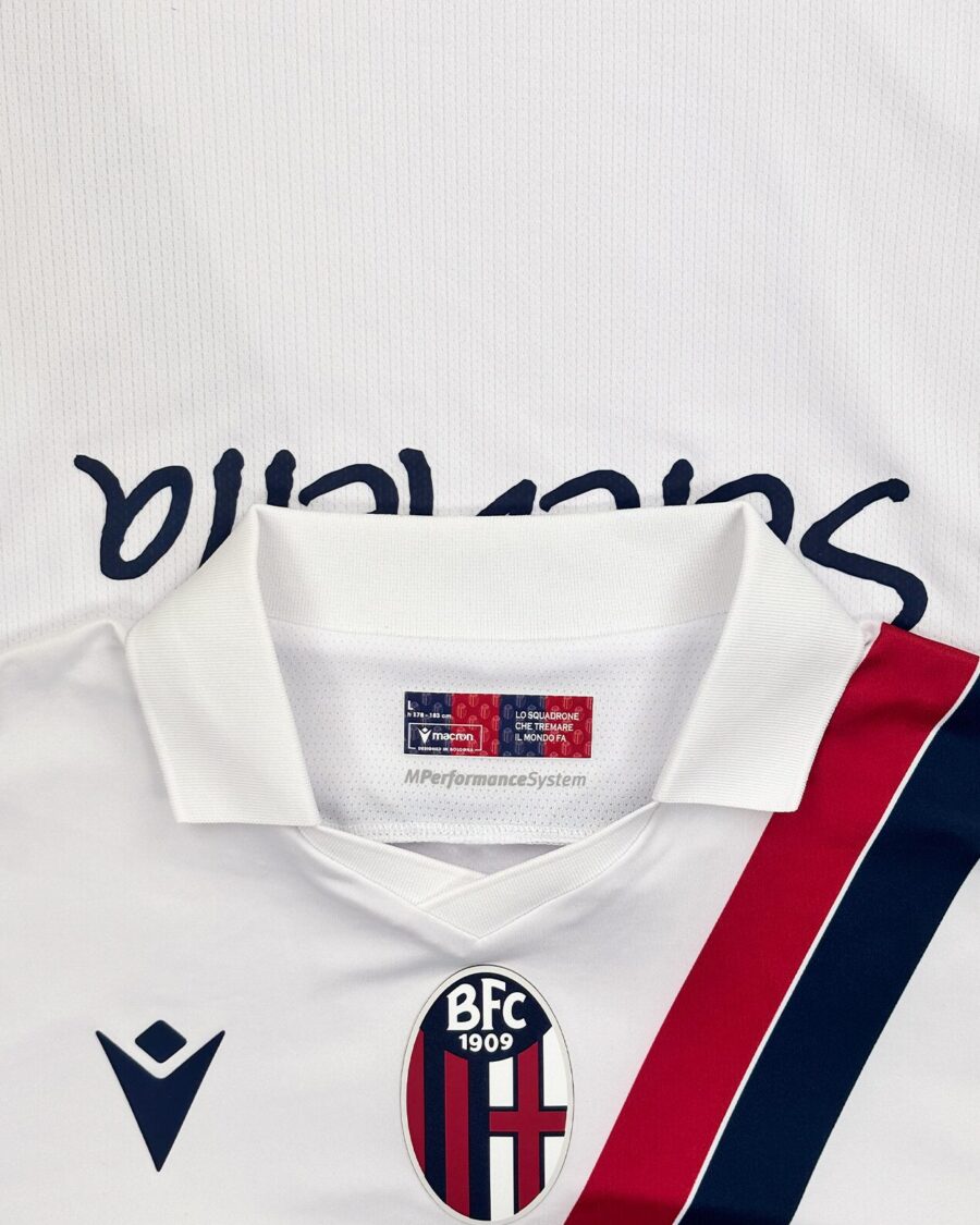 Bologna 23/24 Away