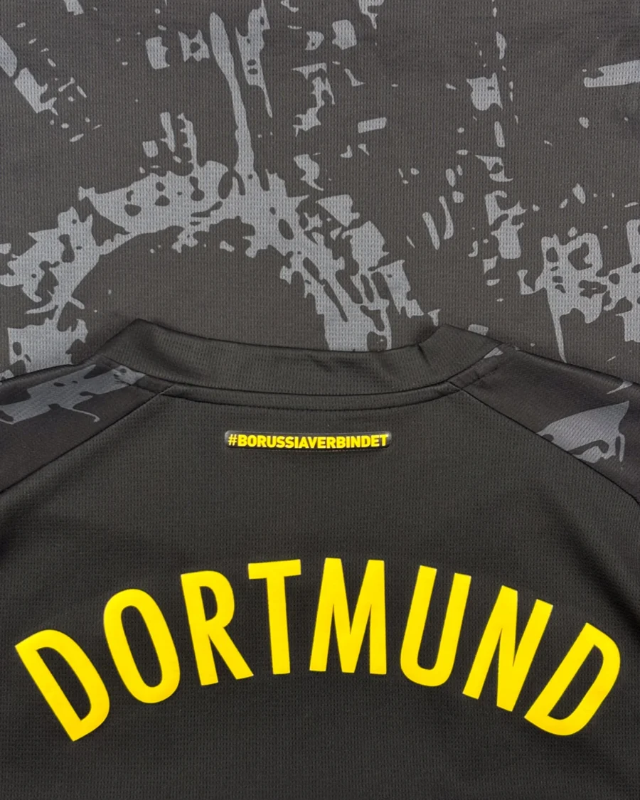 Borussia Dortmund 23/24 Away