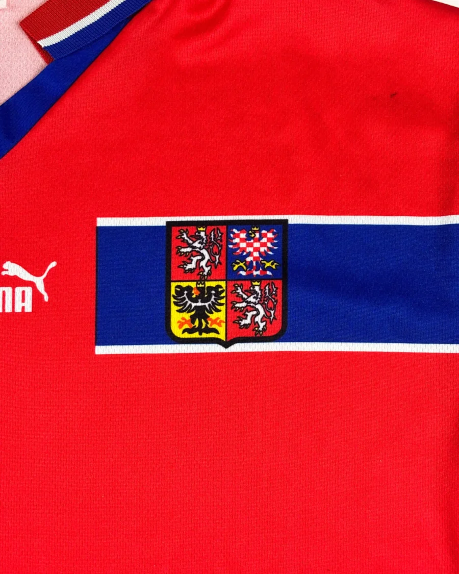 Czech Republic 1998 Home