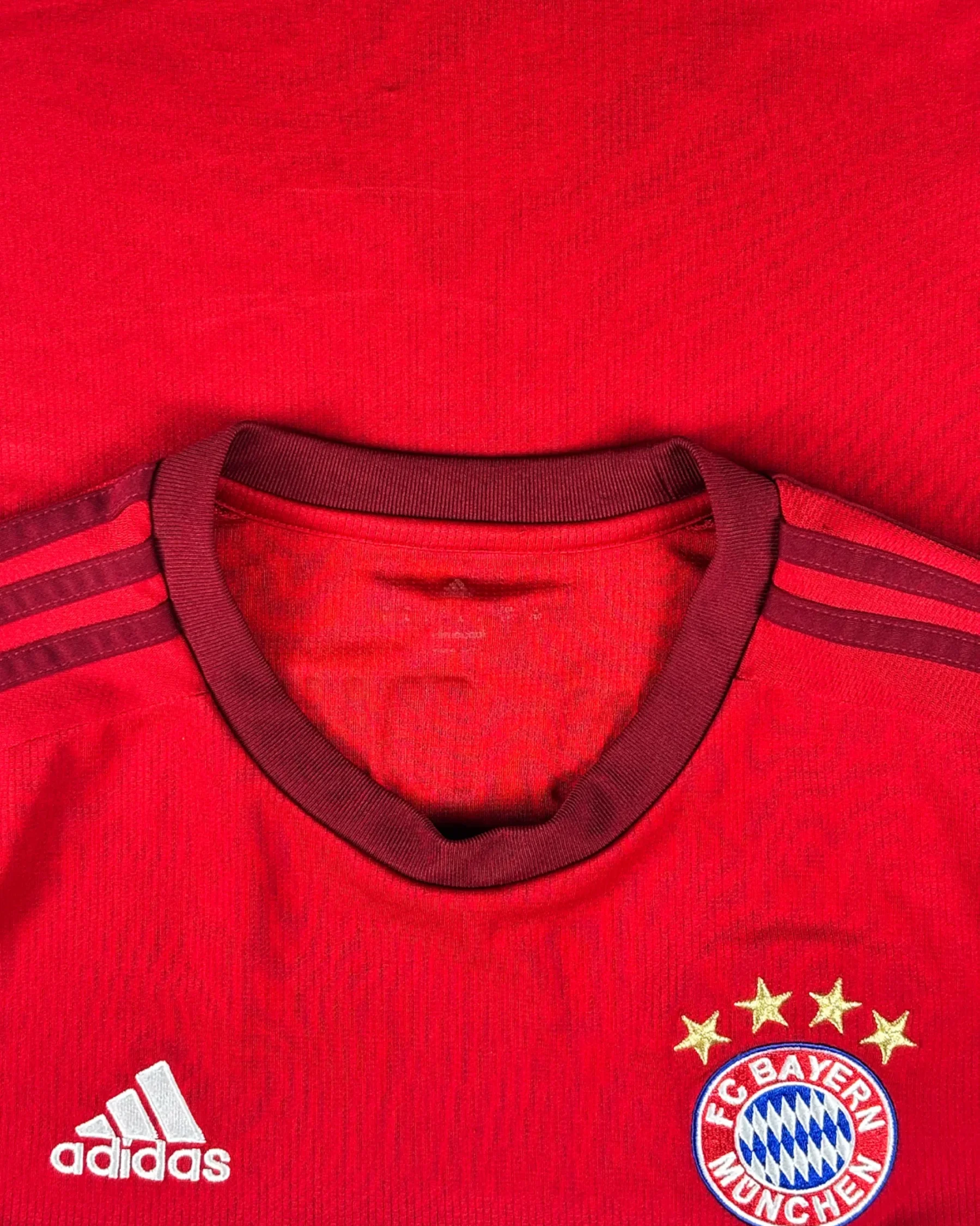 FC Bayern Munich 15/16 Home