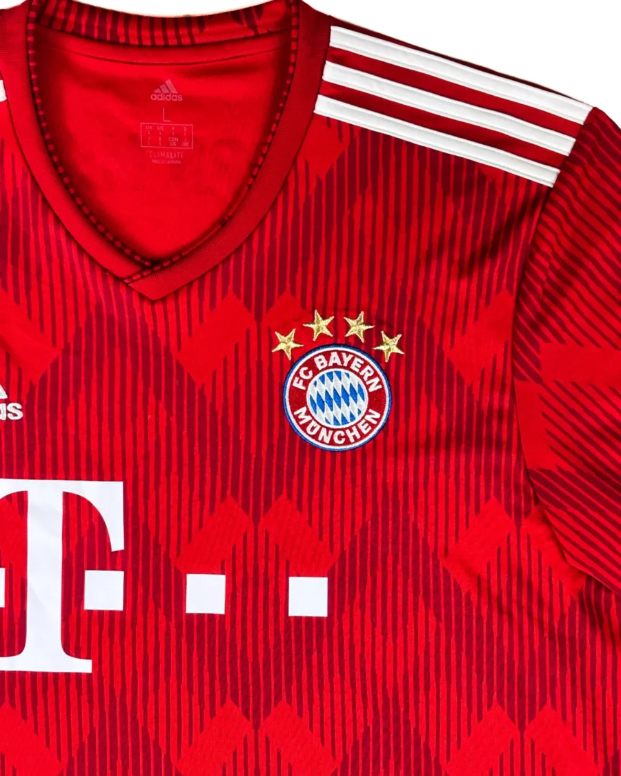 FC Bayern Munich 18/19 Home