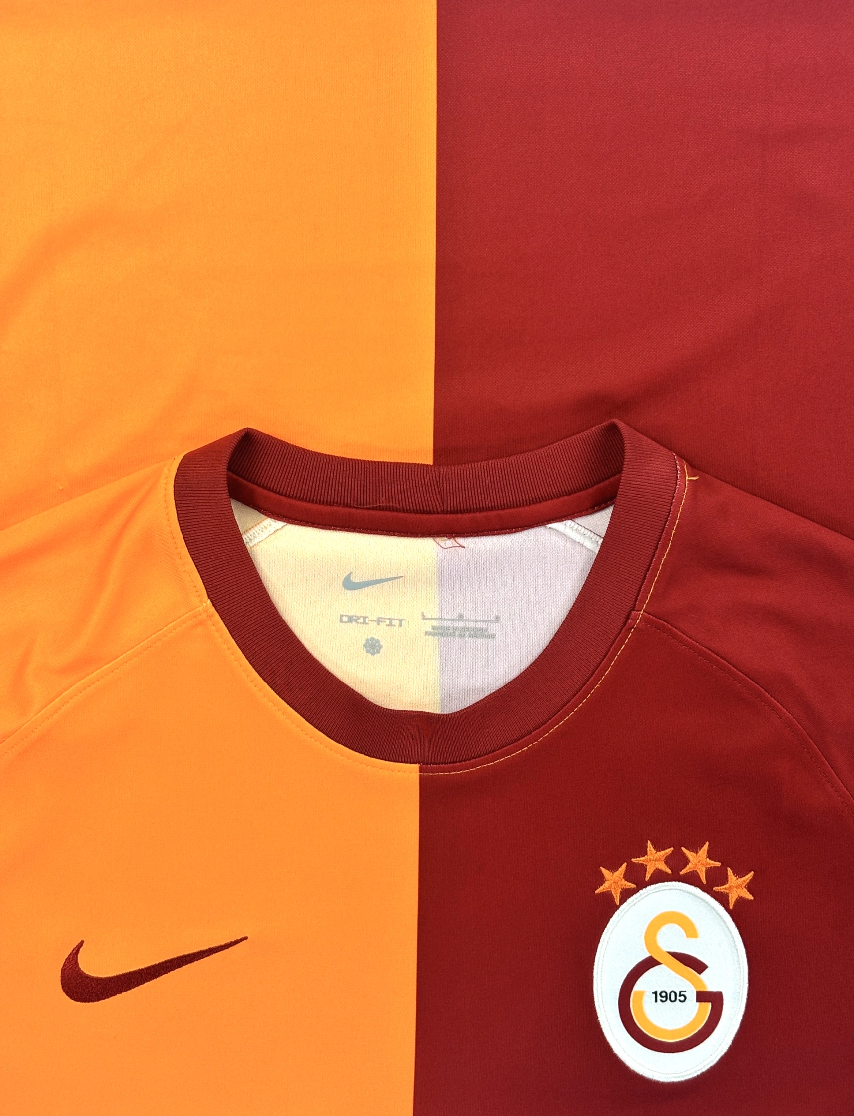 Galatasaray 23/24 Home