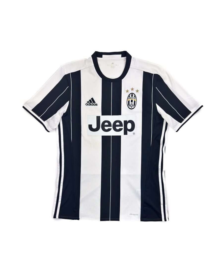 Juventus 16/17 Home