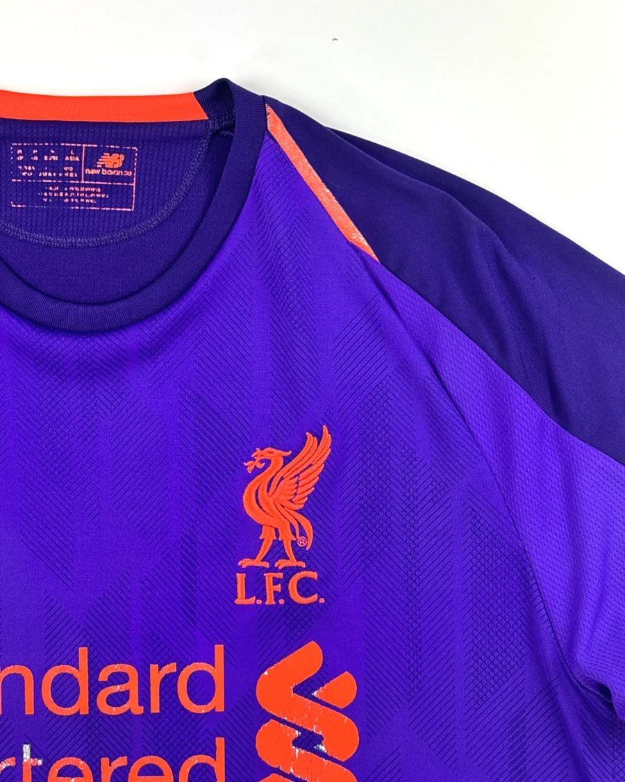 Liverpool 18/19 Away