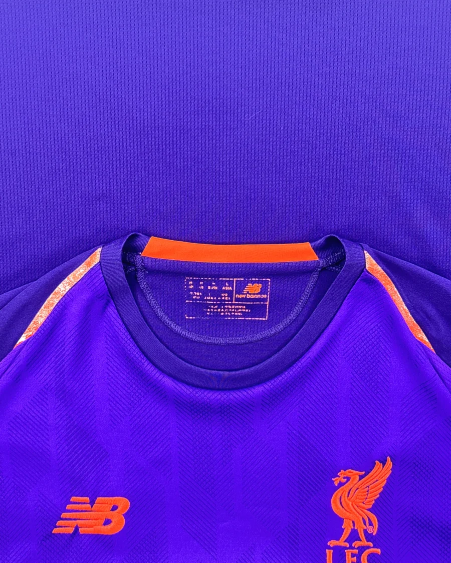 Liverpool 18/19 Away