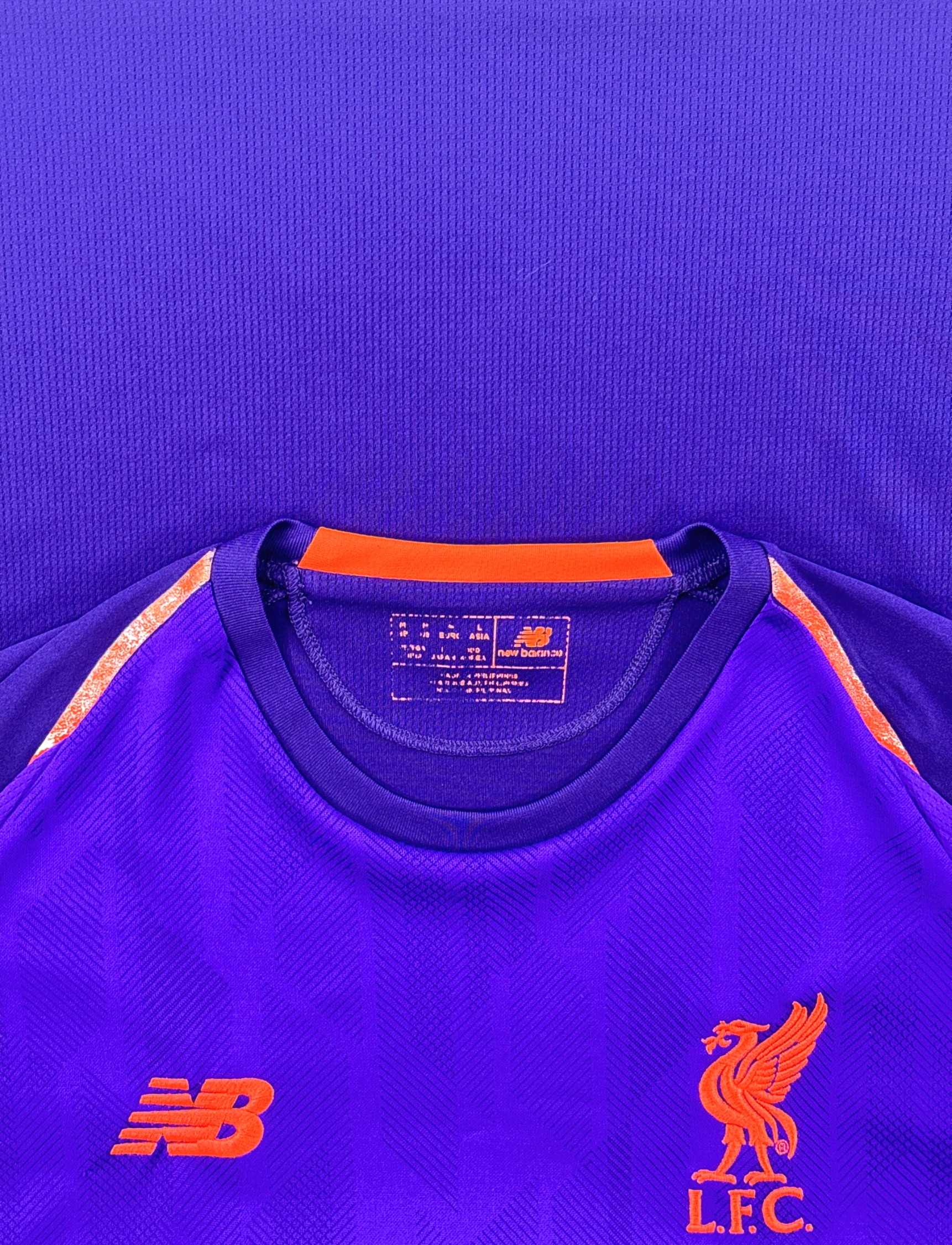 Liverpool 18/19 Away