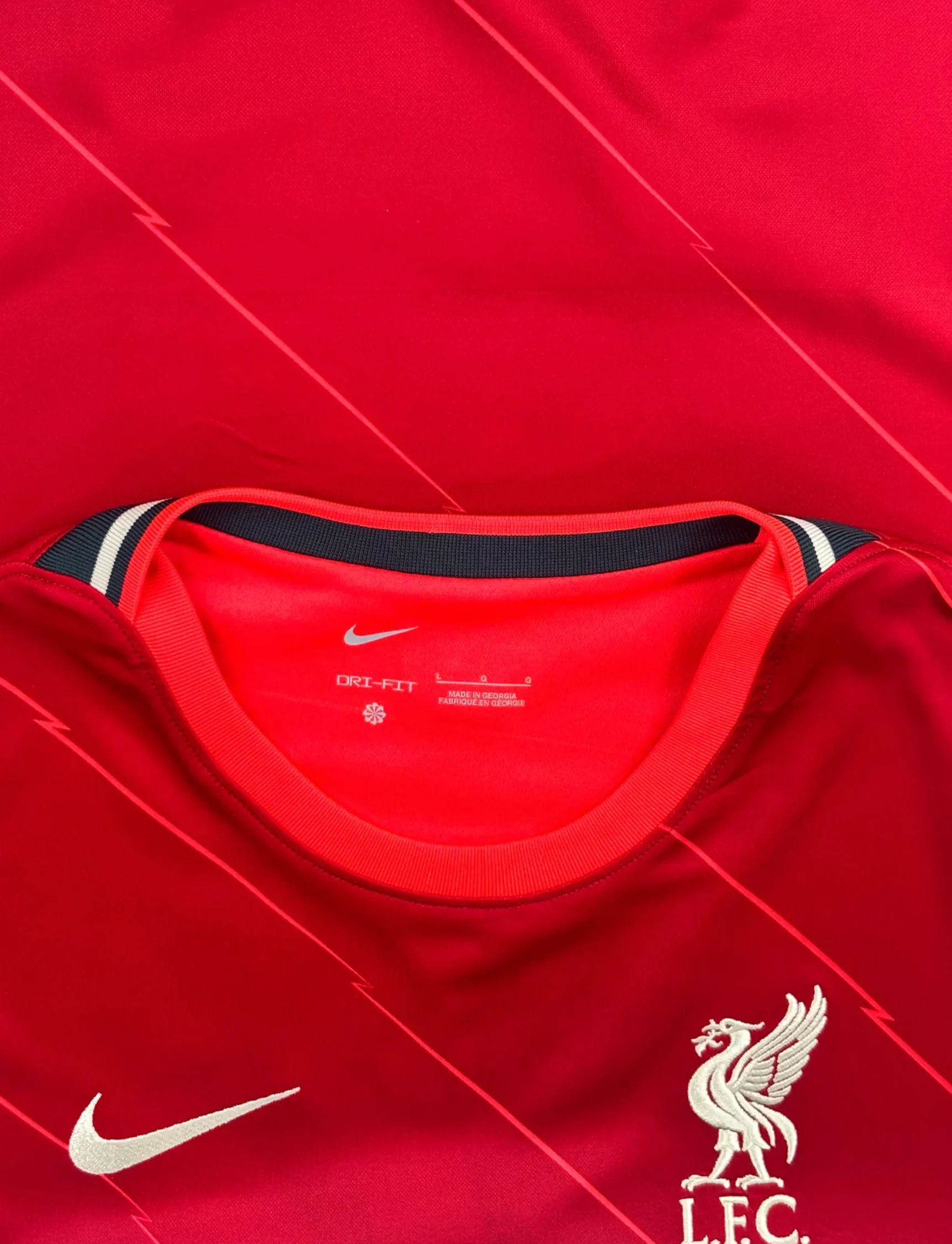 Liverpool 21/22 Home