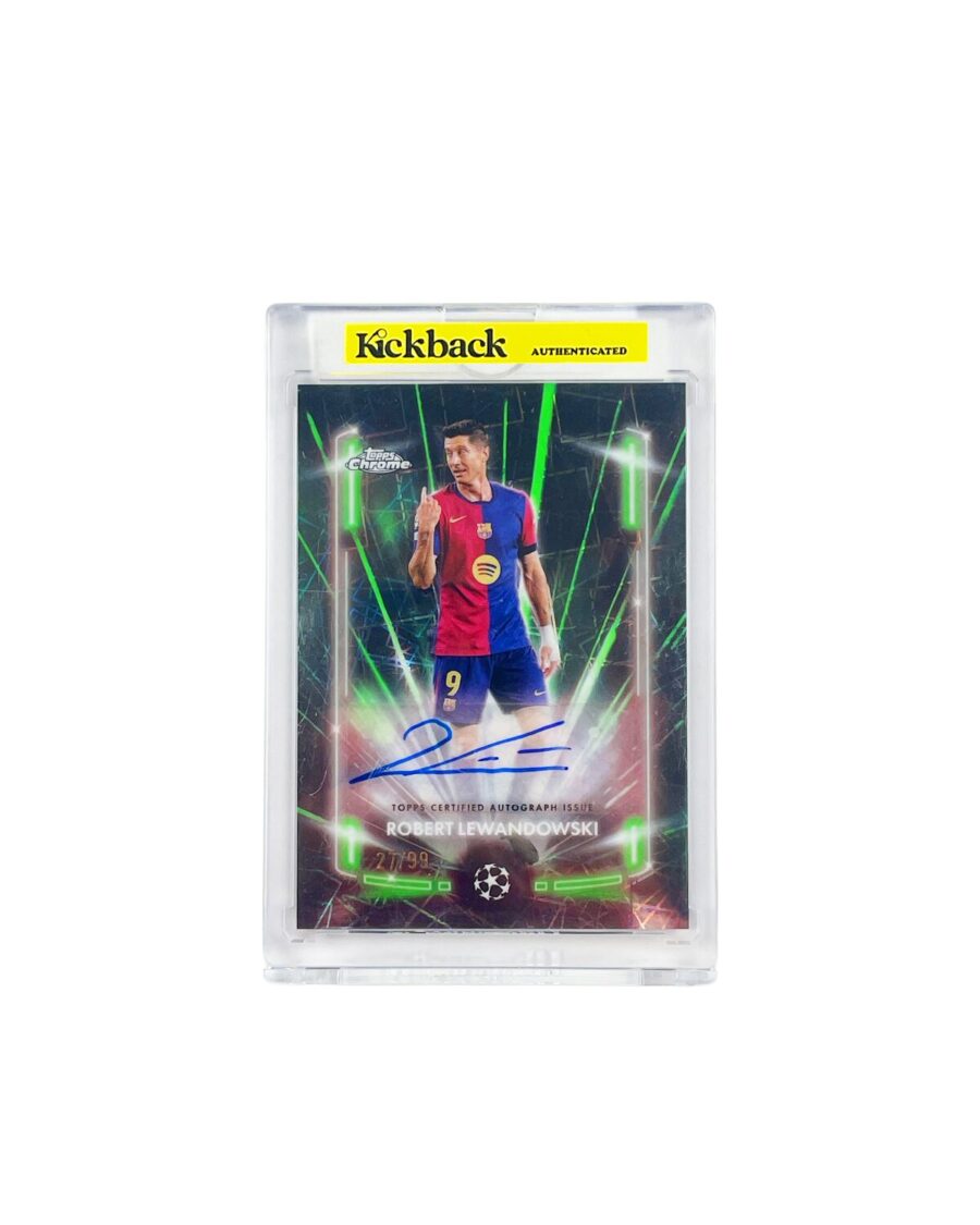 Topps Chrome UCC FC Barcelona Robert Lewandowski Autograph Card