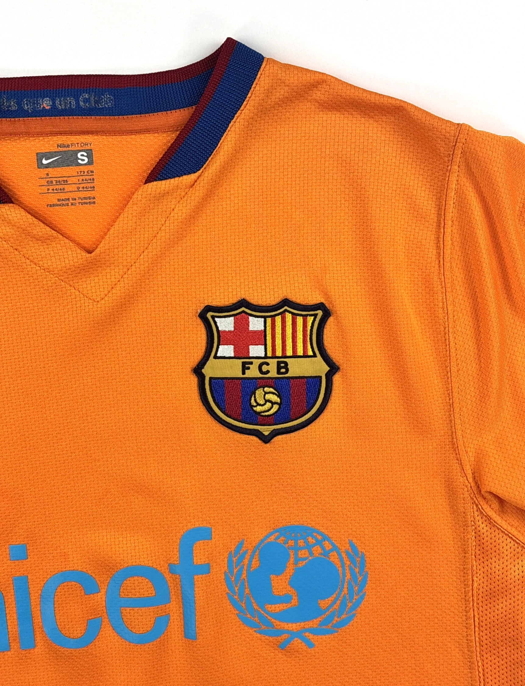FC Barcelona 06/07 Away