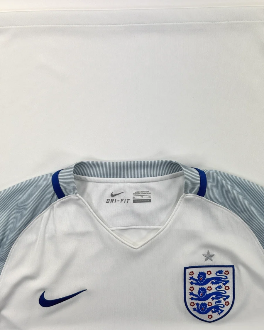 England 2016 Home