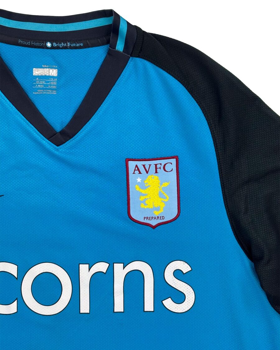 Aston Villa 08/09 Away Laursen