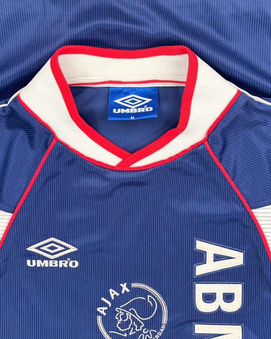 Ajax Amsterdam 99/00 Away