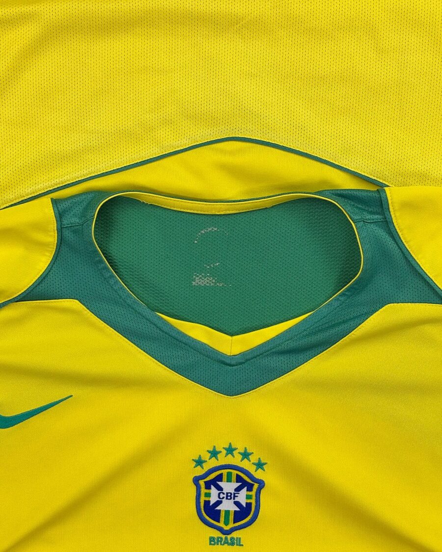 Brazil 2004 Home