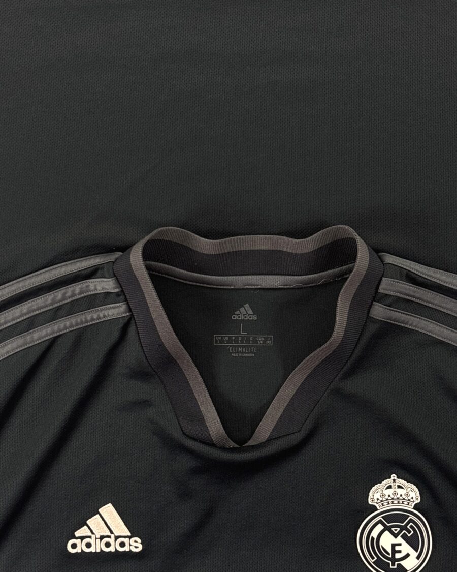 Real Madrid 18/19 Away