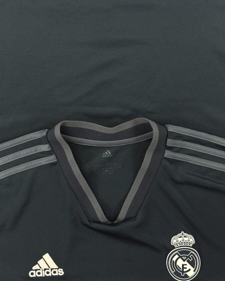 Real Madrid 18/19 Away