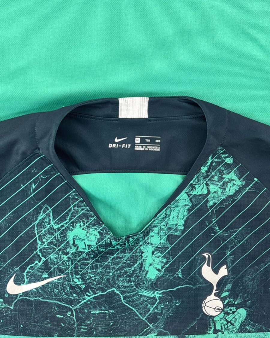 Tottenham 18/19 Third