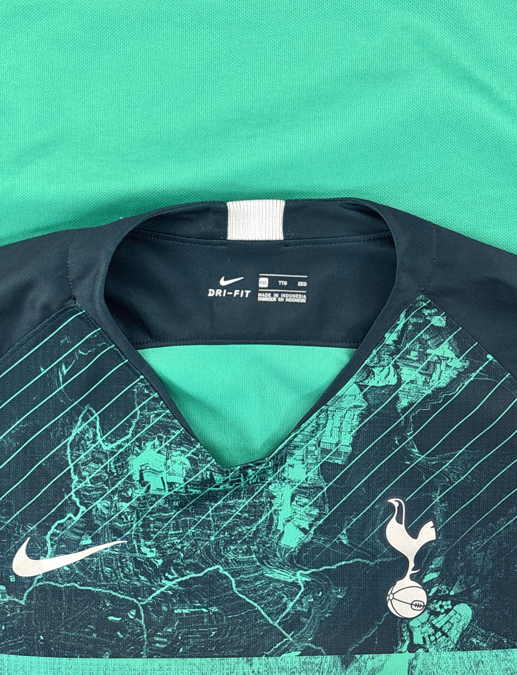 Tottenham 18/19 Third