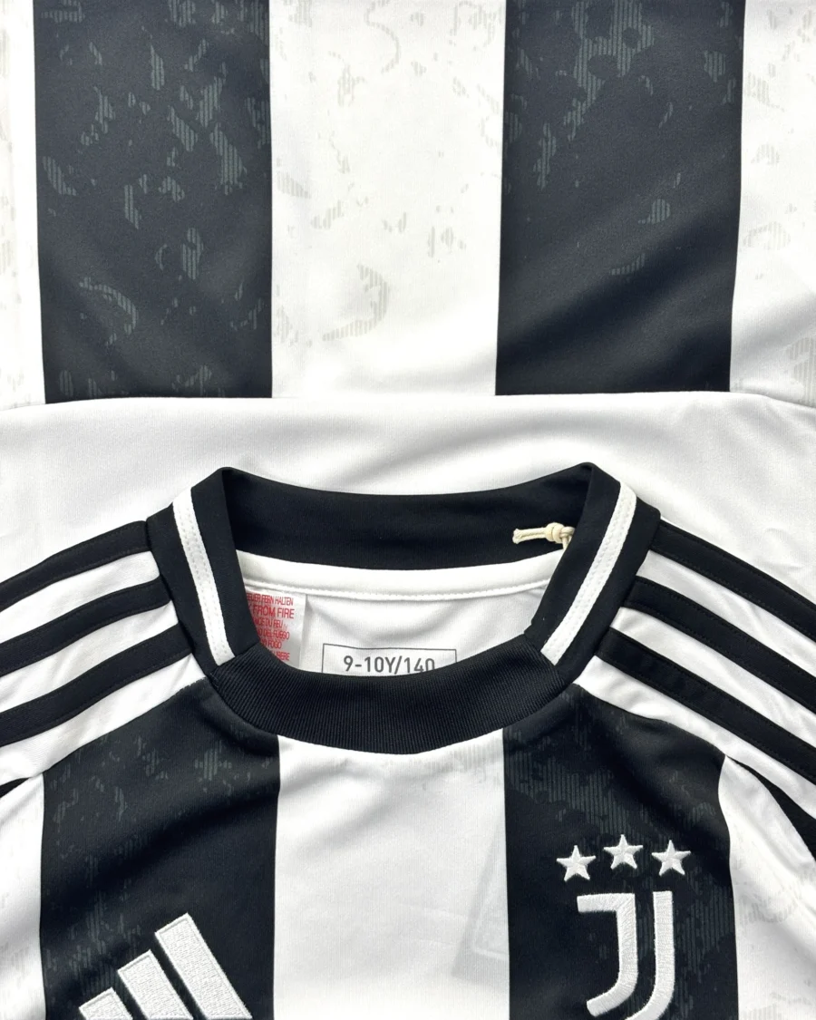 Juventus 24/25 Home [JR]