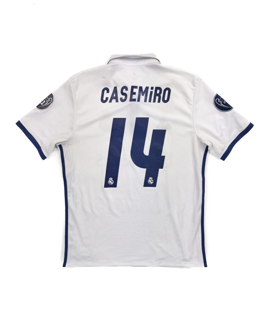 Real Madrid 16/17 Home Casemiro