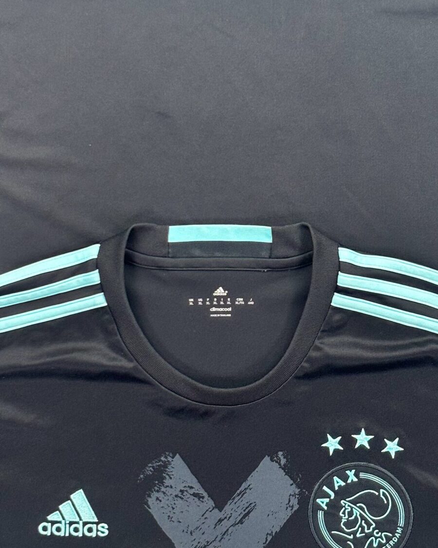Ajax Amsterdam 16/17 Away