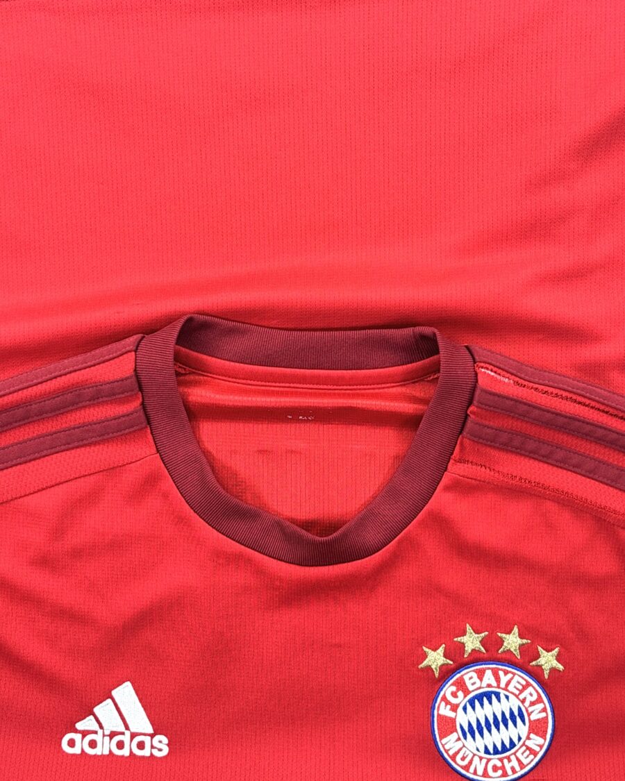 FC Bayern Munich 15/16 Home Robben