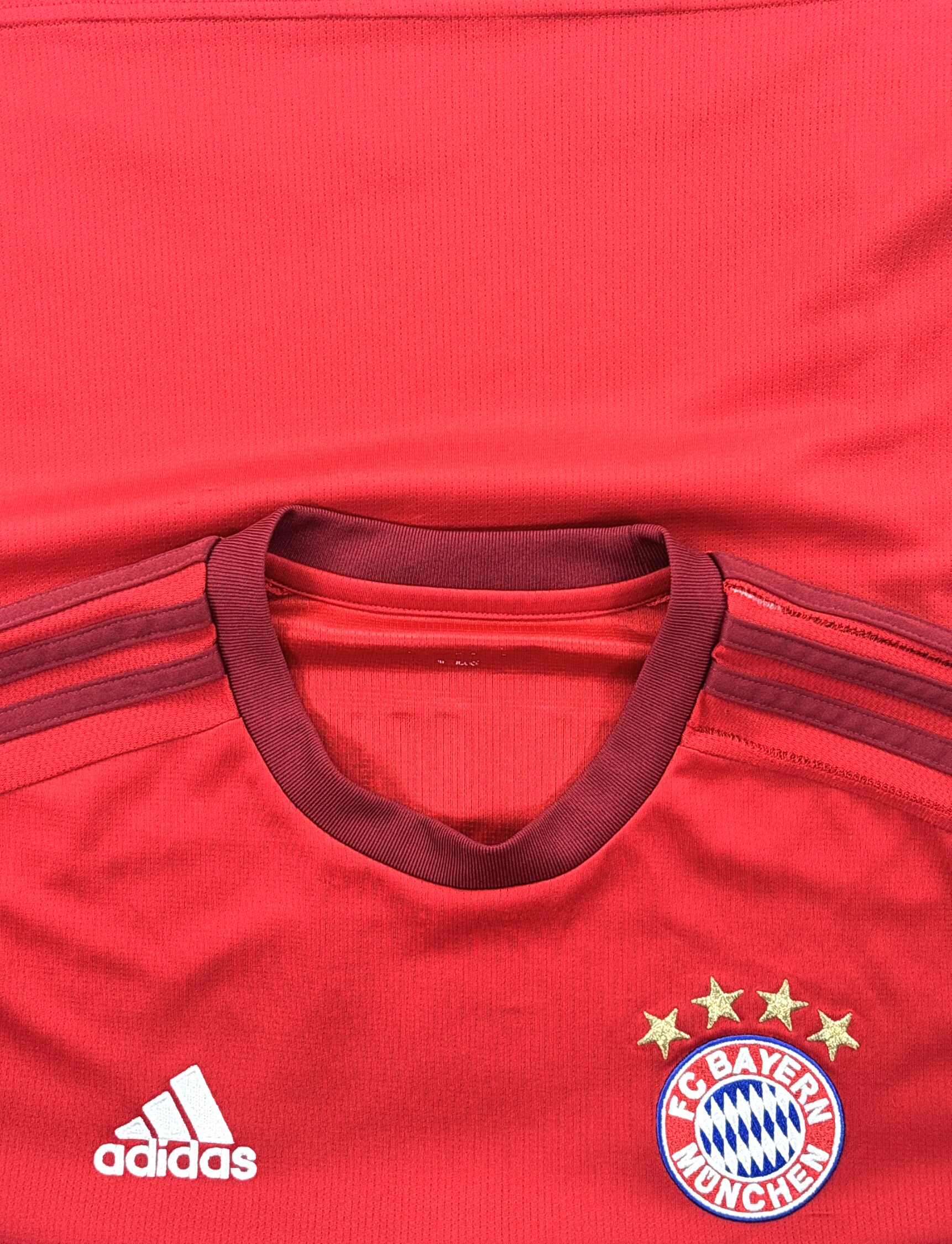 FC Bayern Munich 15/16 Home Robben