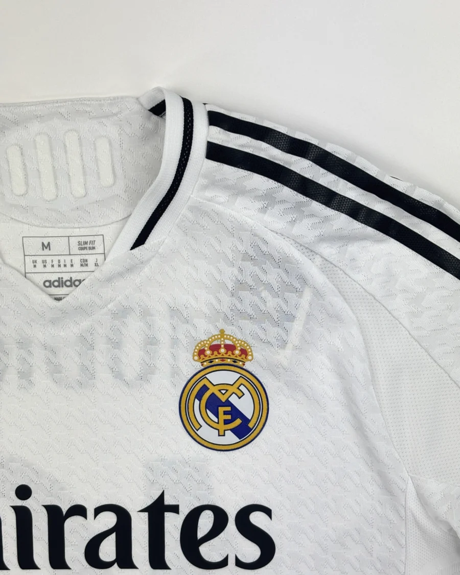 Real Madrid 24/25 Home Authentic Modrić